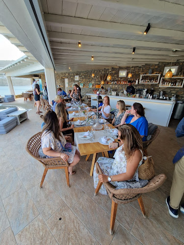 Comentarii opinii despre Salty Houses Pool Bar & Restaurant