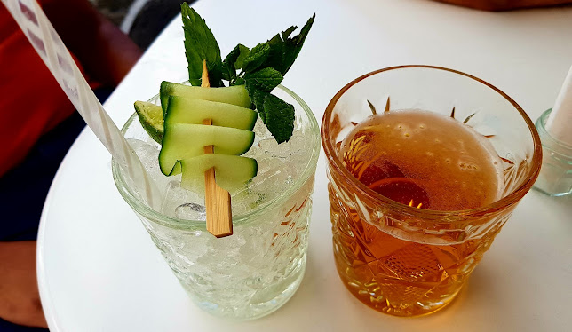 Alley Cocktail Bar - Γαστρονομία και φιλοξενία