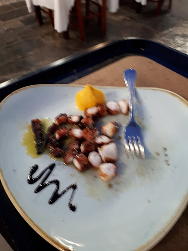 Χατζηκέλη - Ψαροταβέρνα - Ρόδος