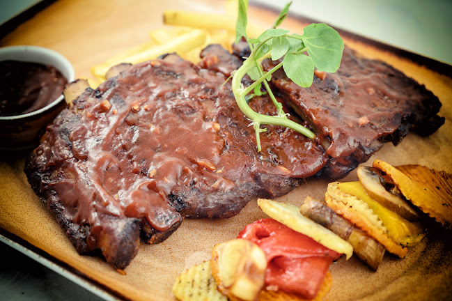 Select Restaurant Cafe