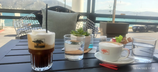 Πολυχρόνη, Λεμπέση 67, Σαλαμίνα 189 00