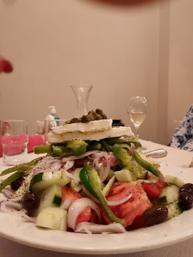 Alaloum - Γαστρονομία και φιλοξενία