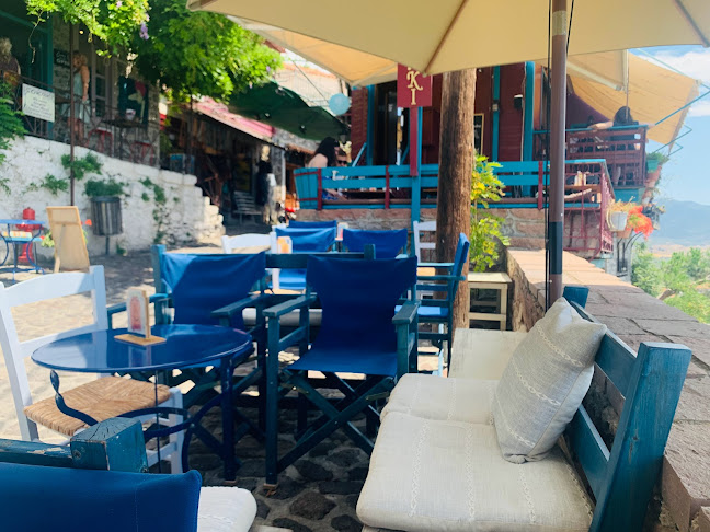 Το Μικρό Καφέ - Γαστρονομία και φιλοξενία