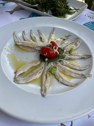 Μπαρμπουνάκι Γλυφάδα