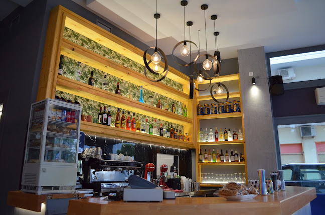 Ποσειδώνος 70, Αντίκυρα 320 12