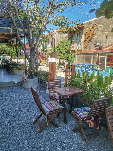 Opinii despre Καφετέρια Local în Κρητικά - Γαστρονομία και φιλοξενία