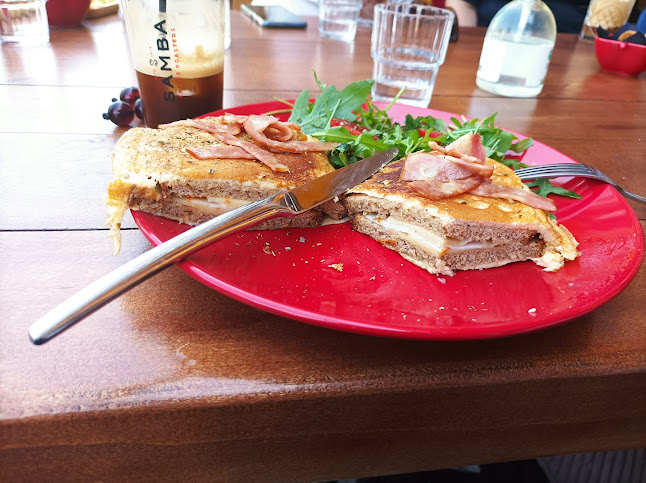 Μικρό Βύσσινο - Ελευσίνα