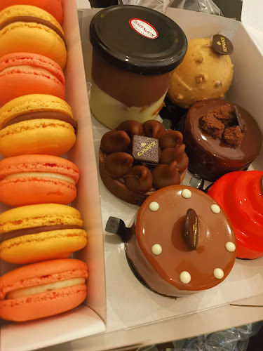 Κορνάρος - Γαστρονομία και φιλοξενία