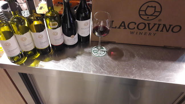 Πολιτεία καί Βίος - Γαστρονομία και φιλοξενία