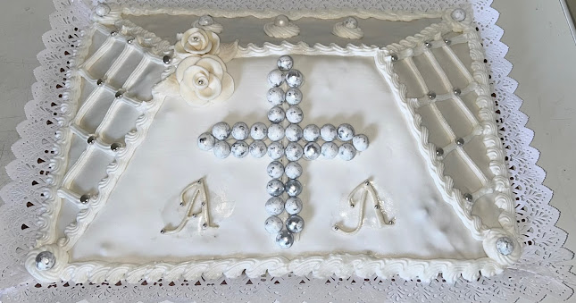 Αρτος και Γλυκο 'Ανέστη'