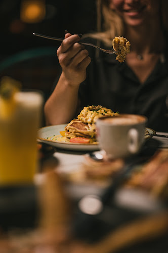 Opinii despre Esplanade Seaside în Βάρη - Γαστρονομία και φιλοξενία