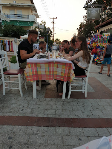 Comentarii opinii despre Maestro Gyros