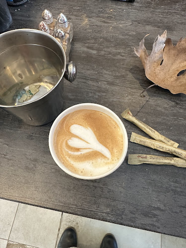 Comentarii opinii despre Αναψυκτήριο Πόζαρ