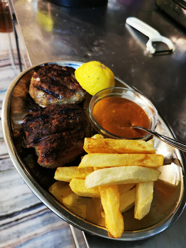 Ταβέρνα Ματζώρος - Γαστρονομία και φιλοξενία