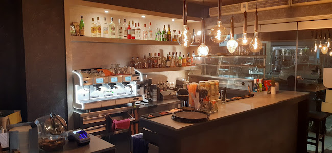 Opinii despre SOCIALcafe în Βόλος - Γαστρονομία και φιλοξενία