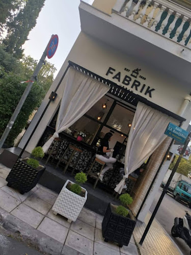 Comentarii opinii despre Fabrik cafe