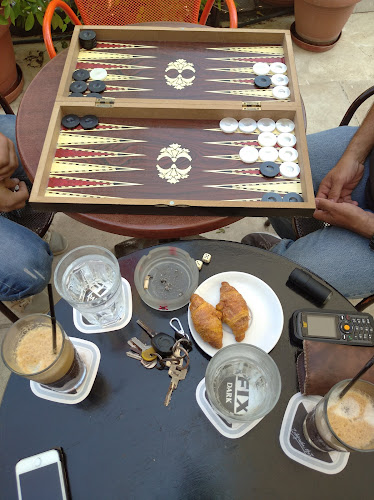 Opinii despre Mosquito Rock Cafe Bar în Παλαιό Φάληρο - Γαστρονομία και φιλοξενία