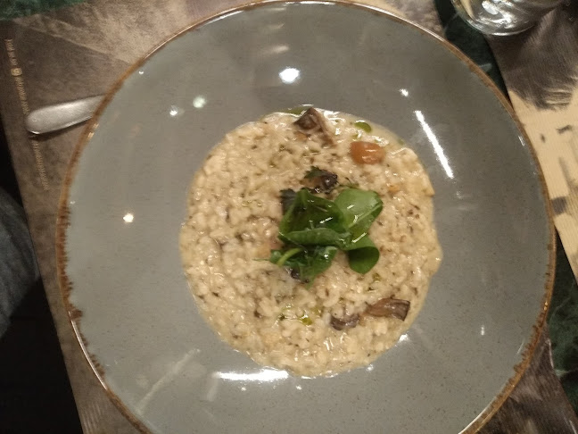 Frankie - Γαστρονομία και φιλοξενία