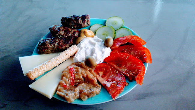 Opinii despre Καφενείο Μουχαμπέτι în Καβάλα - Γαστρονομία και φιλοξενία