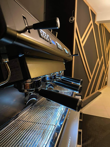 Comentarii opinii despre Brown Coffee Shop