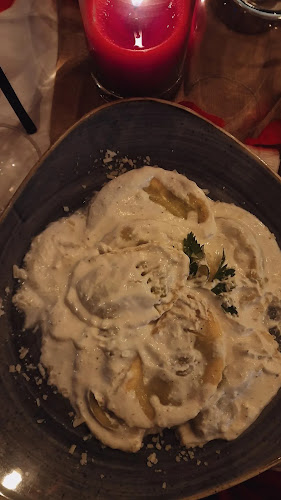 Ιερού Λόχου 48, Ιαλυσός 851 01