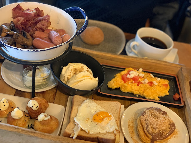 Comentarii opinii despre FRAOULA koozina bar