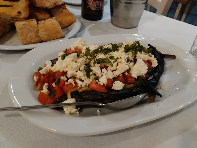 Το Κύμα - Γαστρονομία και φιλοξενία