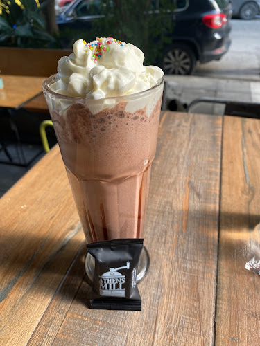 Comentarii opinii despre Athens Mill Cafe (Σεπόλια, Κολωνός, Αθήνα)