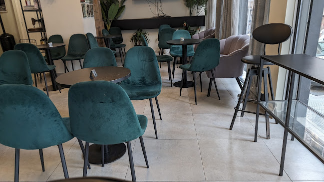 Opinii despre Sicily Cafe în Θεσσαλονίκη - Γαστρονομία και φιλοξενία