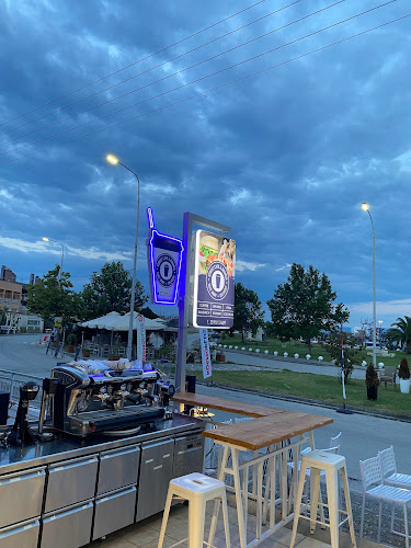 Street Food & Desserts - Γαστρονομία και φιλοξενία