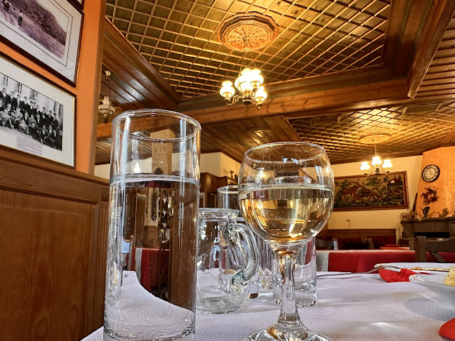 Σταυραετός Εστιατόριο & Ξενοδοχείο - Συρράκο