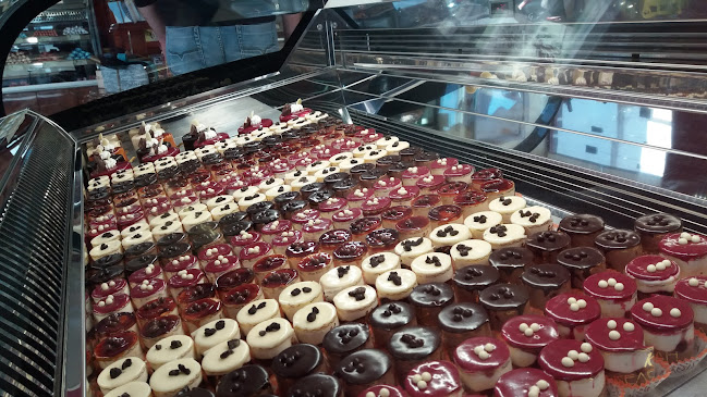 Opinii despre Ζαχαροπλαστείο Κελεσίδης Πρόδρομος în Λάρισα - Γαστρονομία και φιλοξενία