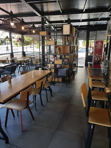 Opinii despre Home Burger Γλυφάδας în Γλυφάδα - Γαστρονομία και φιλοξενία