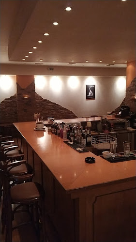 Πλ. Αγίου Νικολάου 4, Αθήνα 104 46