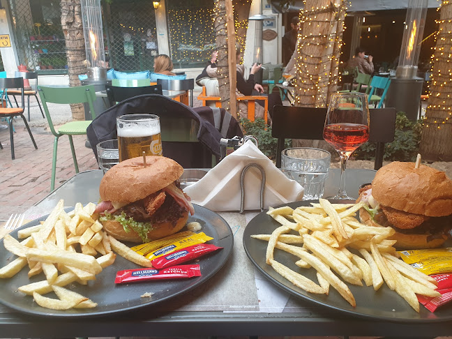 Πλ. Αγίας Ειρήνης 4, Αθήνα 105 60