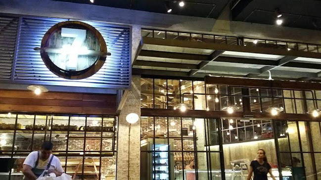 Φούρνος 7ζυμο