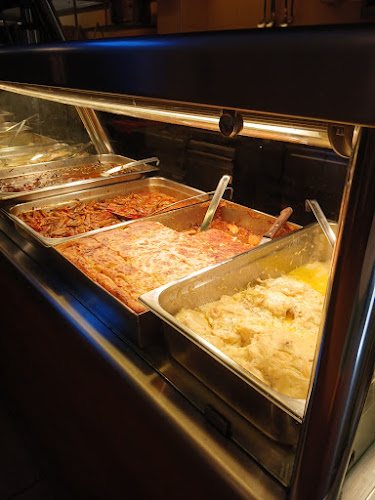 Κάβο Ντόρο - Γαστρονομία και φιλοξενία