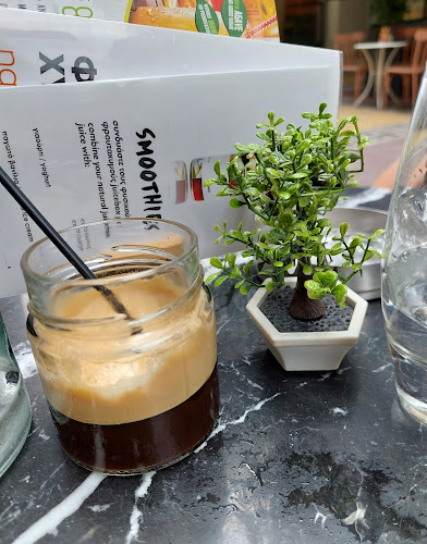 Cafe Di Marco - Δράμα