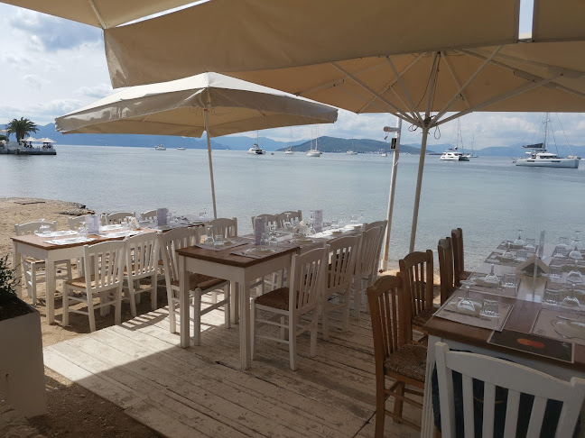 Babis Aegina Restaurant - Αίγινα
