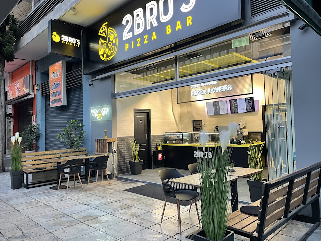 2Bro's Country Pizza