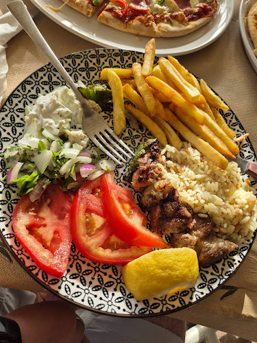 Medousa Restaurant and Sports Bar