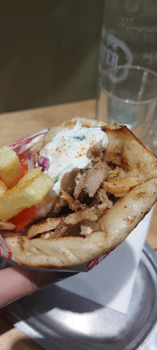 Opinii despre Η ΠΛΑΤΕΙΑ - ΜΑΓΚΛΑΡΑΣ în Νέα Πεντέλη - Γαστρονομία και φιλοξενία