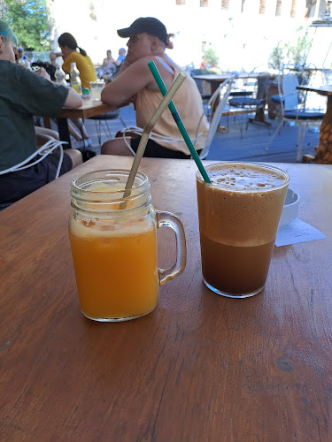 Akti Kountourioti 3, Κως 853 00