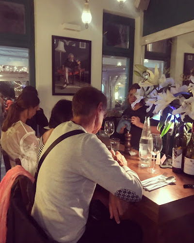 Comentarii opinii despre Ela Paros