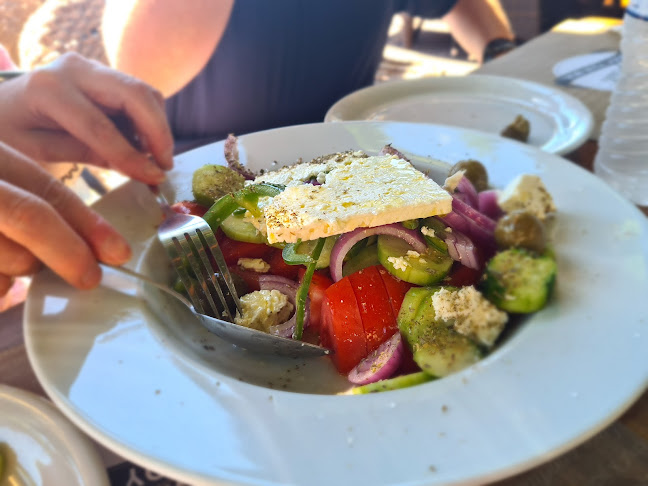 Opinii despre Astra Cafe Restaurant în Δελφοί - Γαστρονομία και φιλοξενία