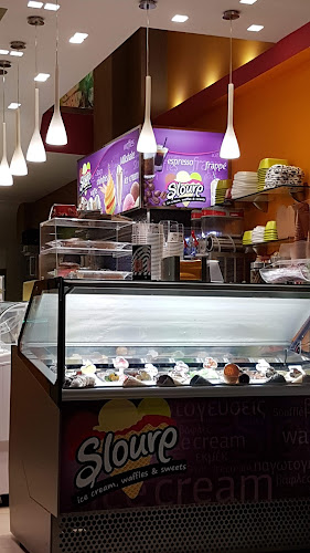 Slourp Ice Cream Waffles & Coffee - Αλεξανδρούπολη