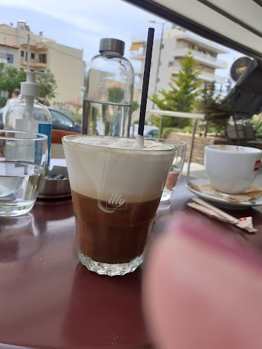 mon mont cafe bar - Ηλιούπολη