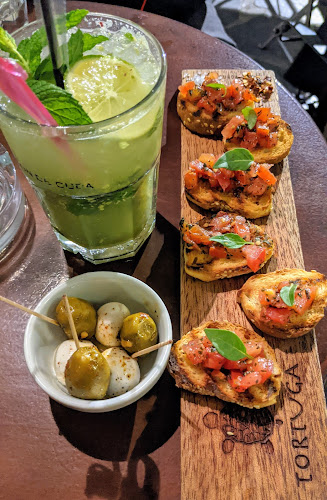 TORTUGA ArtCafè Winebar Gallery - Γαστρονομία και φιλοξενία