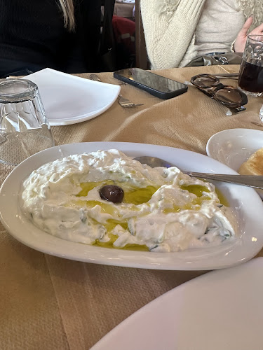 Το Στέκι του Γίγαντα - Πειραιάς