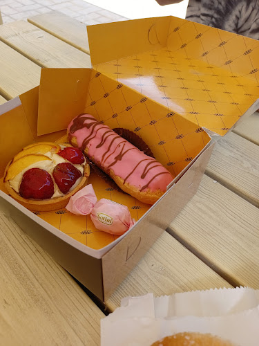 Bakery. Bakerei. Булочная-кондитерская - Γαστρονομία και φιλοξενία